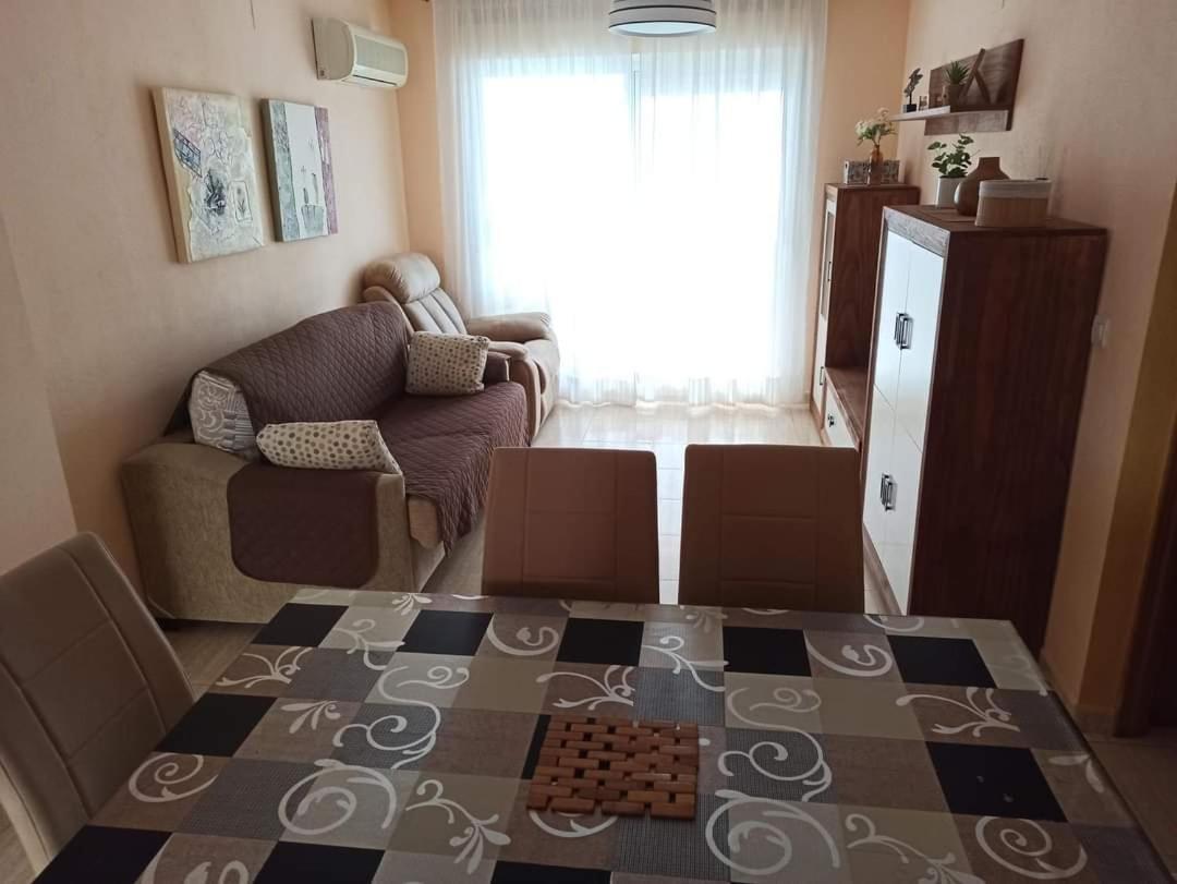 En Magic World. Nueva Marina Dor Apartament